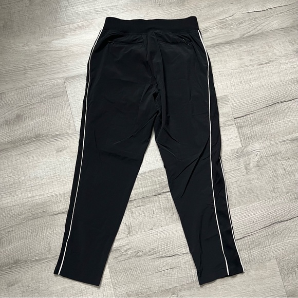 ATHLETA Brooklyn Luxe Ankle Pant Black Size 2P - Picture 3 of 12
